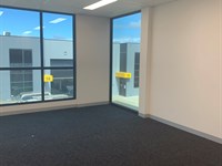 4/51-55 Centre Way, Croydon VIC 3136