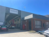 2/12 Melrich road, Bayswater VIC 3153